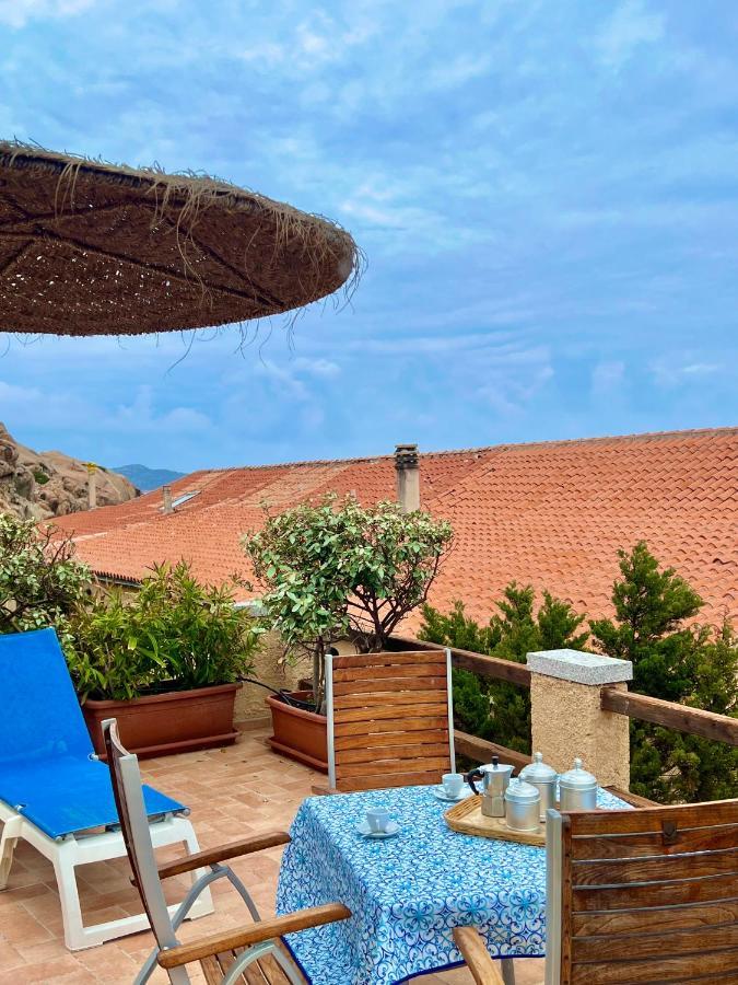 Appartamento Il Caracolo A Cala Francese La Maddalena  Exterior photo